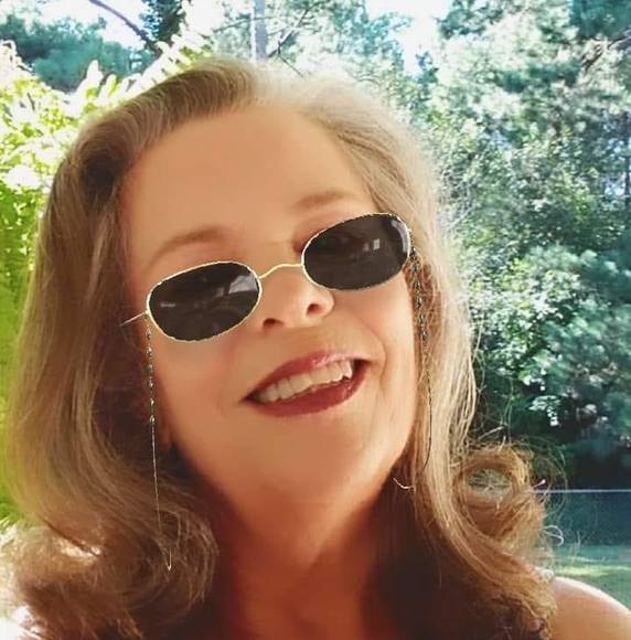 Profile Picture of Doy Grubaugh (@doylynn) on Poshmark