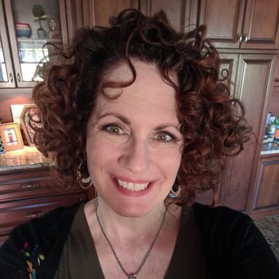 Profile Picture of Tammy Johns (@EdgeOrganized) on Twitter