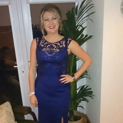 Profile Picture of Louise Chisholm (@louloulegs) on Twitter