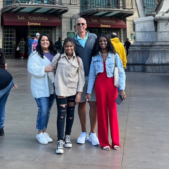 Profile Picture of 🌸🌴AmandaP🏖️🌸 (@amandaperrin4) on Tiktok