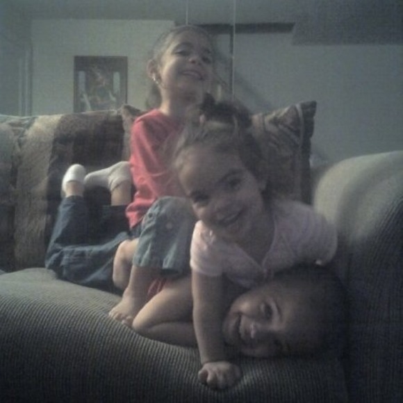 Profile Picture of Jeffrey Vasiliou (@jeffvasiliou) on Poshmark