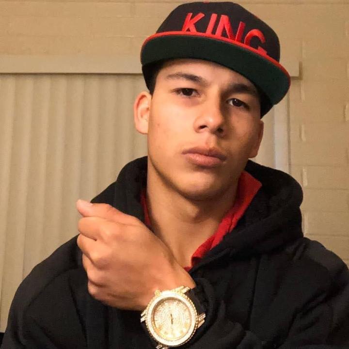 Profile Picture of Julian Barraza (@@user5ppiwow5ek) on Tiktok