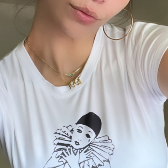 Profile Picture of Michaela Knox (@foxymtk) on Poshmark