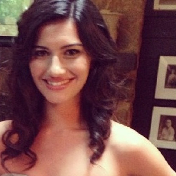 Profile Picture of Stephanie Mannheimer (@stephmann247) on Poshmark