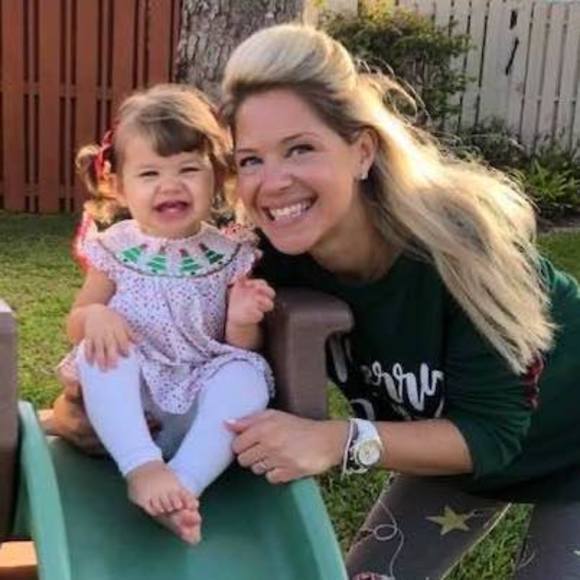 Profile Picture of Melissa Kanenbley (@mkanenbley) on Poshmark