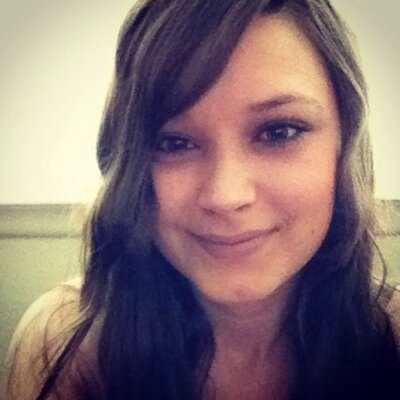 Profile Picture of Stevie Ray ♔ (@RaisinBugg) on Twitter