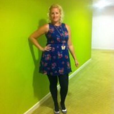 Profile Picture of Júlia Henn (@JliaHenn) on Twitter