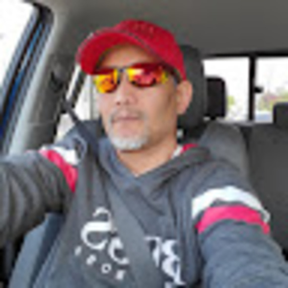 Profile Picture of Heang Sok (@hsok4366) on Poshmark