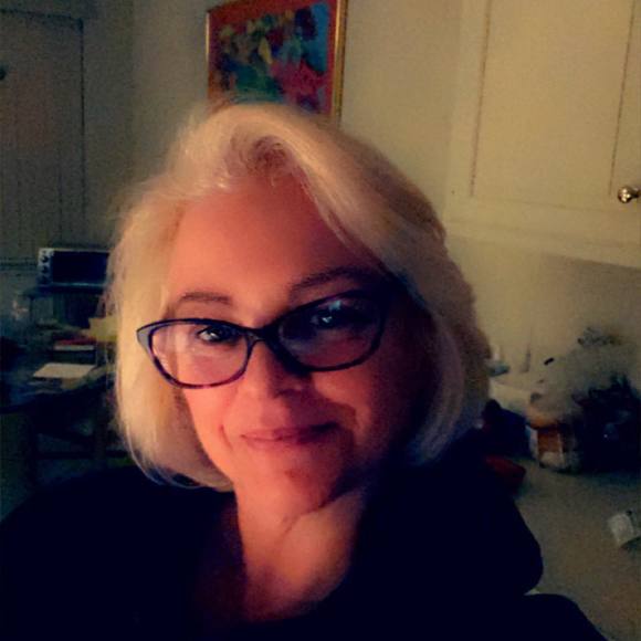 Profile Picture of Carole Dobert (@carold44) on Poshmark