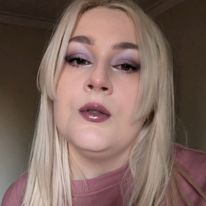 Profile Picture of corey micklewright (@itschronic) on Tiktok