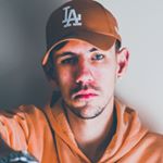 Profile Picture of J O H N   H O E Y (@johnhoeyphoto) on Instagram