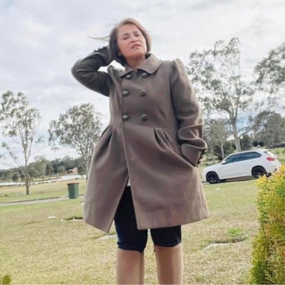 Profile Picture of Izzy Ogorman (@izzyformentira) on Poshmark