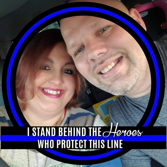 Profile Picture of Dee Moore planitz (@angelmom1970) on Poshmark