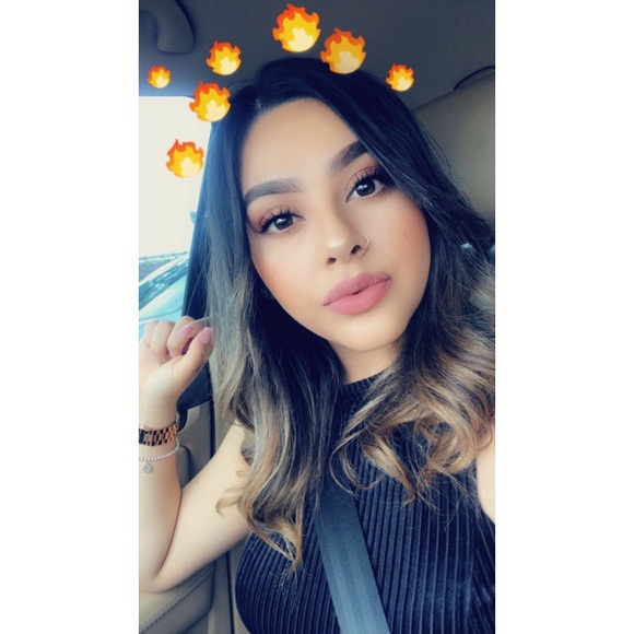 Anel Sanchez - Poshmark Profile Picture of Anel Sanchez (@anels11) on Poshmark