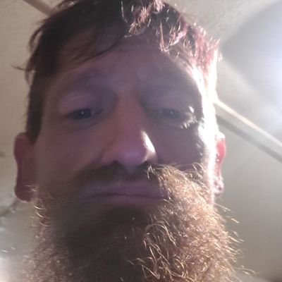 Profile Picture of James Searcy (@JamesSearcy10) on Twitter