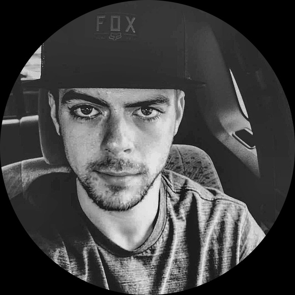 Profile Picture of Colin Cote (@colincote) on Poshmark