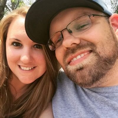 Profile Picture of Bob Thacker (@Famdamnly77) on Twitter