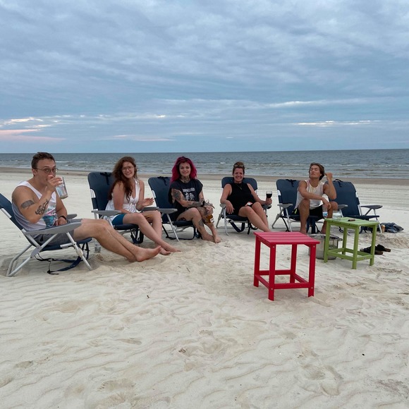 Profile Picture of Jennifer Lofgren (@nudder169) on Poshmark