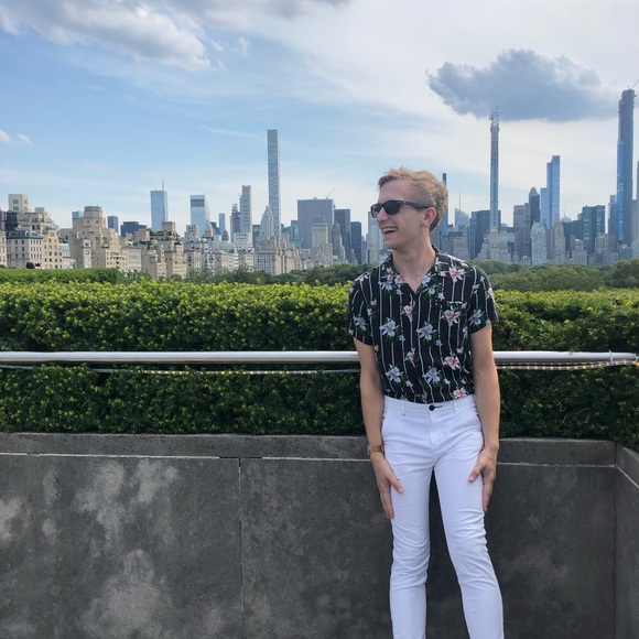 Profile Picture of John Bracken (@john_bracken) on Poshmark