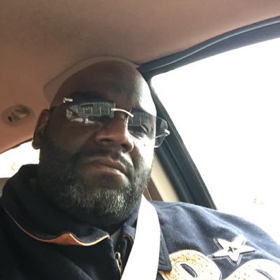 Profile Photo of Robert Colvin (@robertcolvin94) on Twitter