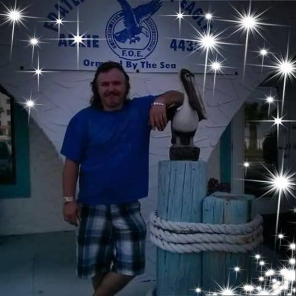 Profile Picture of John Benson (@johnbenson691) on Poshmark