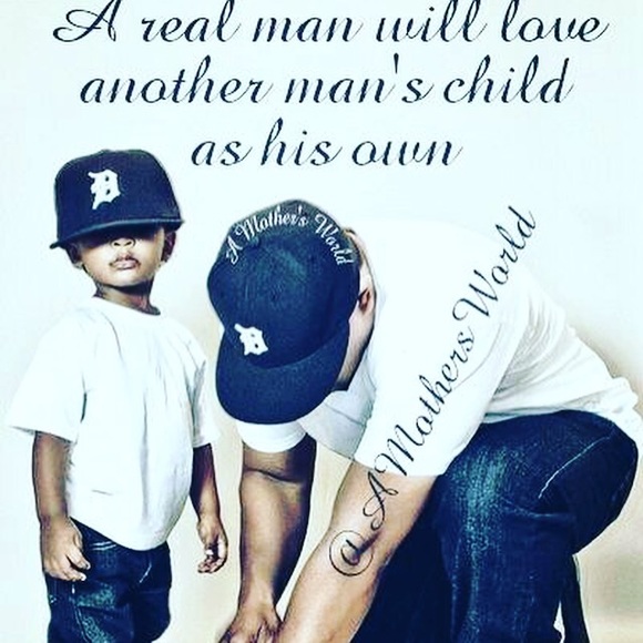 Profile Picture of Rose Harper (@roseharper582) on Poshmark