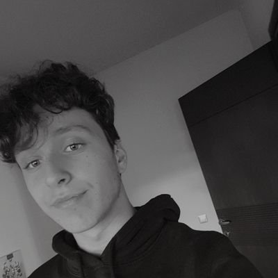 Profile Picture of Nick Drakos (@drak_leo) on Twitter