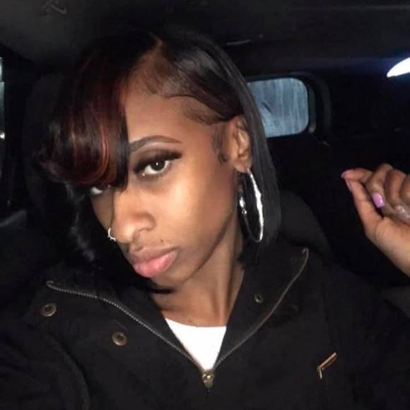 Profile Picture of Jasmine Agee (@jasmineagee) on Poshmark