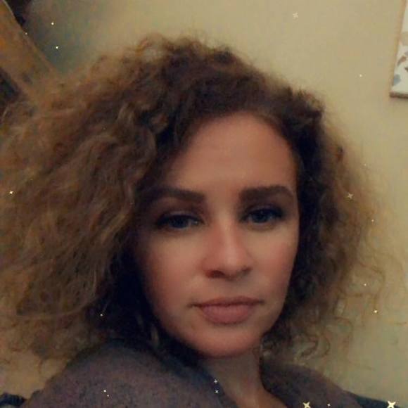 Profile Picture of Stacey Frady (@staceyfrady79) on Poshmark