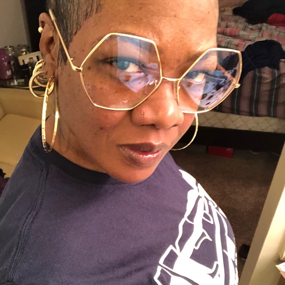 Profile Picture of Christine Mceachern (@conchetta830) on Poshmark