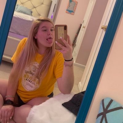 Profile Picture of Abby 💜 (@abby_gresham16) on Twitter
