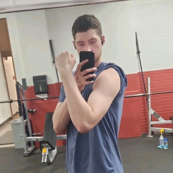 Profile Picture of Joseph Leonard (@joe_l44) on Tiktok