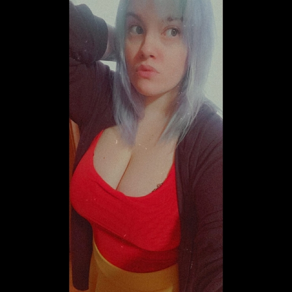 Profile Picture of Jenna Day (@day_lykos) on Poshmark