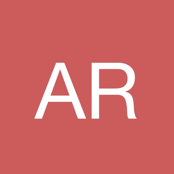 Profile Picture of Alujik liu Rongmai (@alujik) on Poshmark