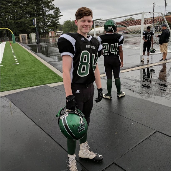 Profile Picture of Gabriel Lookadoo (@glookadoo11) on Poshmark