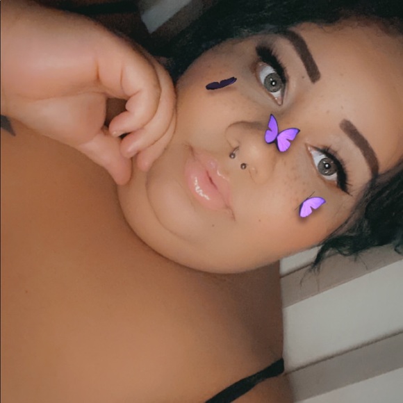 Profile Picture of Jasmine Muhammad (@jasminemuham434) on Poshmark