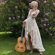 Profile Picture of Julia Zahn (@JuliaZahn) on Youtube