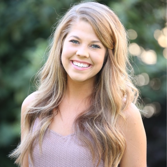 Profile Picture of Morgan Mccombs (@morganmccombs12) on Poshmark