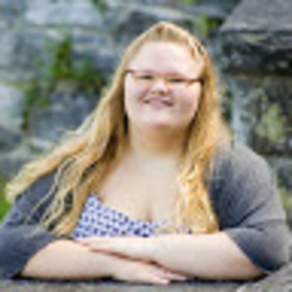 Sabrina Lacross - Poshmark Profile Picture of Sabrina Lacross (@lacross289) on Poshmark