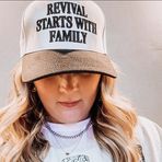 Profile Picture of April Gann (@aarwoodrogan) on Facebook