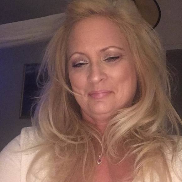 Profile Picture of Zabeth Huffhines (@zabethhuffhines) on Poshmark