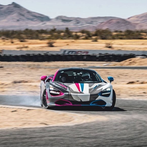 Profile Picture of Alberto Fajardo (@bluefaceberto) on Poshmark