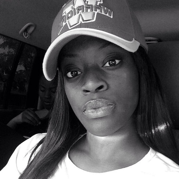 Profile Picture of Markayla Oneal (@markayla8) on Poshmark