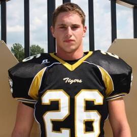 Profile Picture of Carter Robbins (@crobbins26) on Twitter