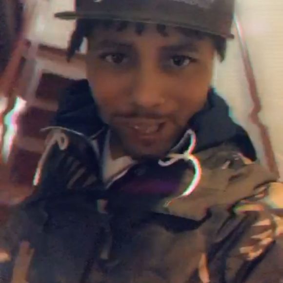 Profile Picture of Joe Sherman (@joesherman185) on Poshmark