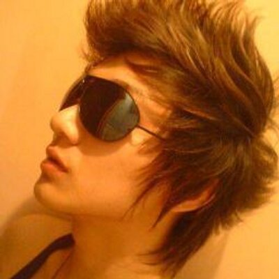 Profile Picture of Adrian Kerr (@AdrieKerr) on Twitter