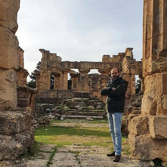 Profile Picture of Adnan Al-jawhary (@adnan1992) on Poshmark