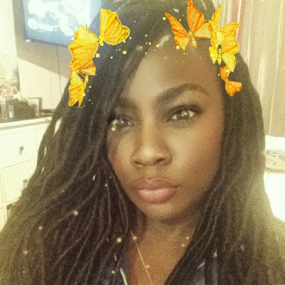 Profile Picture of Bianca Cadely (@bcadely) on Poshmark