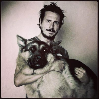 Profile Picture of Luca Bizzarri (@@deliciousbees) on Twitter