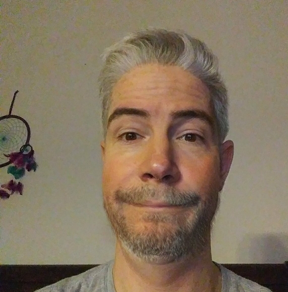 Profile Picture of Charles Harding (@cdharding) on Poshmark
